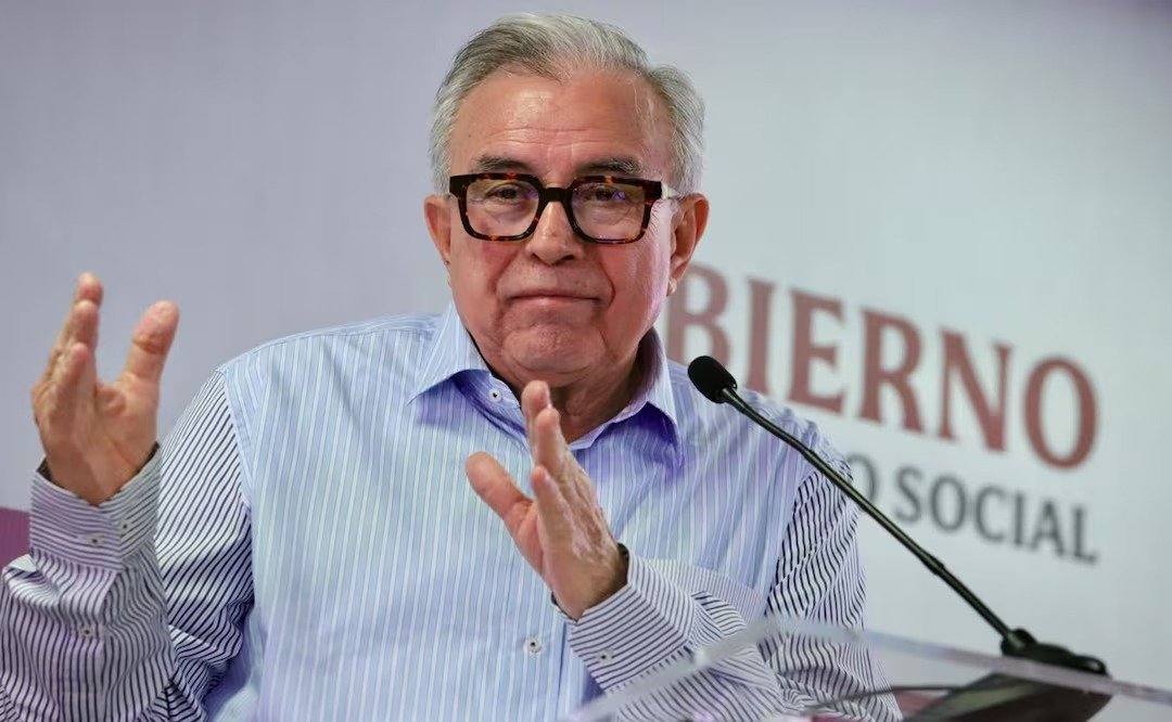 SRE confirma recepción de solicitudes de extradición contra Rocha Moya y 9 funcionarios; advierte falta de pruebas.